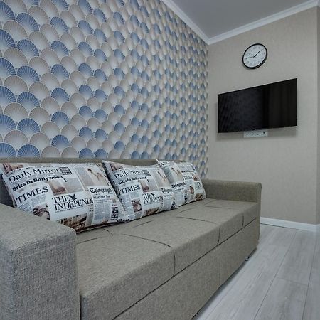 YourHouse Navoi Almaty Extérieur photo
